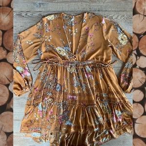 Free People Long-Sleeved Floral Tunic/Mini-Dress